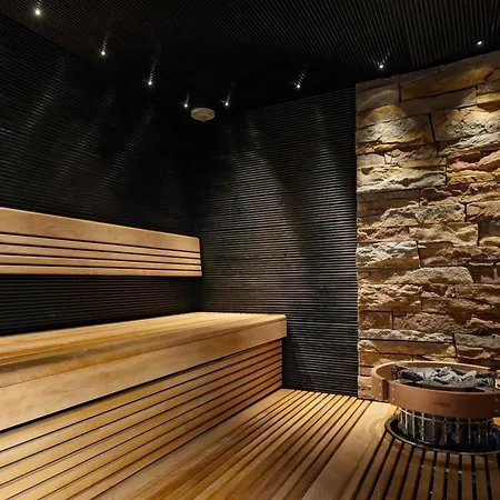 U14, Autograph Collection Hotel 4*