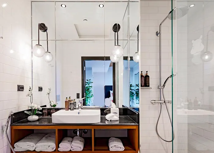 U14, Autograph Collection 4* Helsinki