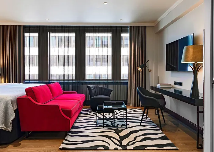 U14, Autograph Collection Hotel 4*